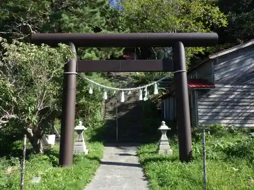 神威神社の鳥居