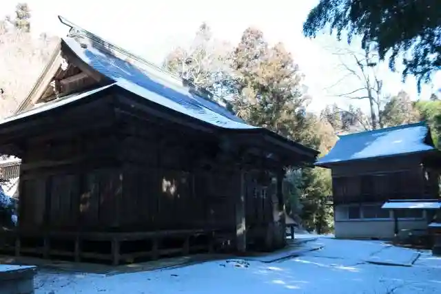 中津川神社の本殿・本堂