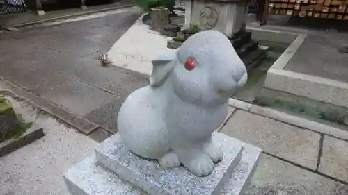 岡崎神社の狛犬