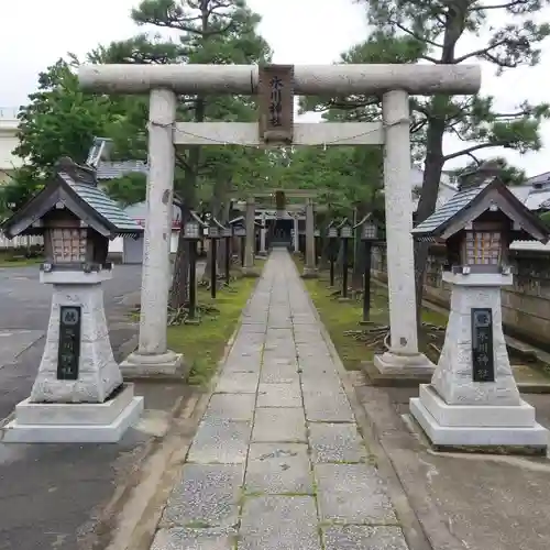 氷川神社の鳥居