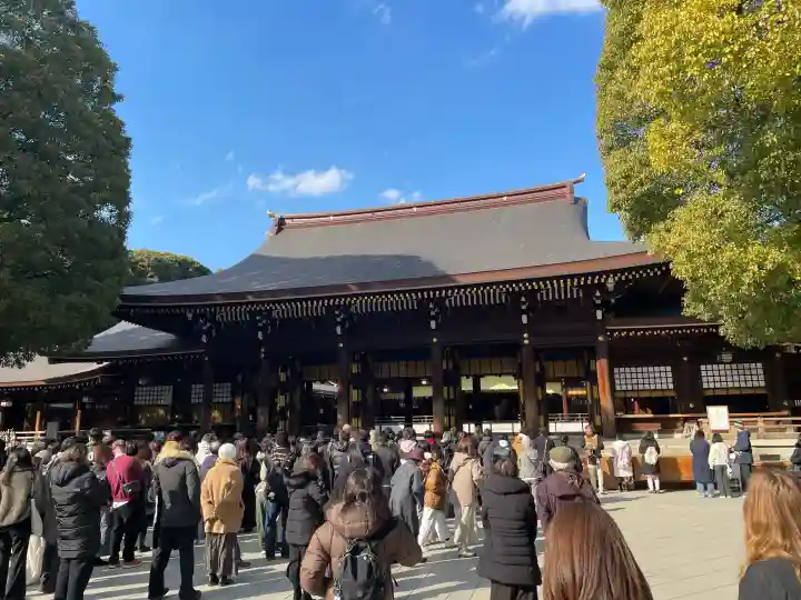 明治神宮の{uncategorized: "未分類", other: "その他", undefined: "問題あり", building: "その他建物", grave: "お墓", sacred_gate: "鳥居", guardian: "狛犬", statue: "像", buddha: "仏像", history: "歴史", nature: "自然", garden: "庭園", animal: "動物", pagoda: "塔", temizu: "手水舎", mountain_gate: "山門・神門", sanctuary: "本殿・本堂", subordinate: "末社・摂社", art: "芸術", scenery: "景色", jizo: "地蔵", ema: "絵馬", goshuin: "御朱印", omikuji: "おみくじ", items: "授与品その他", amulet: "お守り", goshuincho: "御朱印帳", eats: "食事", festival: "お祭り", votive_dance: "神楽", shichigosan: "七五三参", wedding: "結婚式", experience: "体験その他", initially: "初詣", around: "周辺", anti_infection: "感染症対策"}