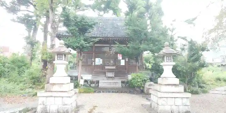 尾津神社の本殿・本堂
