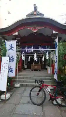 三崎稲荷神社の本殿・本堂
