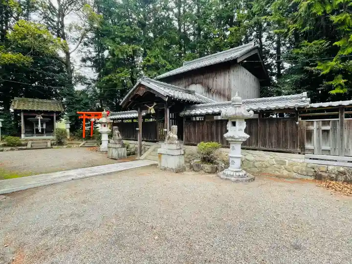 大澤八幡社の{uncategorized: "未分類", other: "その他", undefined: "問題あり", building: "その他建物", grave: "お墓", sacred_gate: "鳥居", guardian: "狛犬", statue: "像", buddha: "仏像", history: "歴史", nature: "自然", garden: "庭園", animal: "動物", pagoda: "塔", temizu: "手水舎", mountain_gate: "山門・神門", sanctuary: "本殿・本堂", subordinate: "末社・摂社", art: "芸術", scenery: "景色", jizo: "地蔵", ema: "絵馬", goshuin: "御朱印", omikuji: "おみくじ", items: "授与品その他", amulet: "お守り", goshuincho: "御朱印帳", eats: "食事", festival: "お祭り", votive_dance: "神楽", shichigosan: "七五三参", wedding: "結婚式", experience: "体験その他", initially: "初詣", around: "周辺", anti_infection: "感染症対策"}