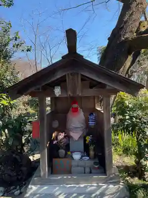玉泉寺の地蔵