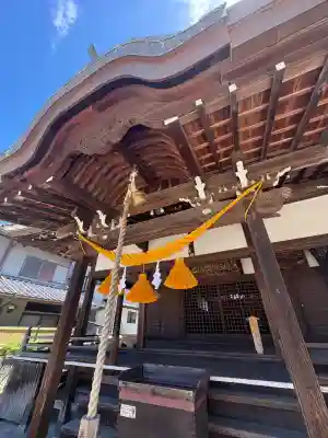 明神社の本殿・本堂