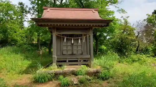 石井神社の本殿