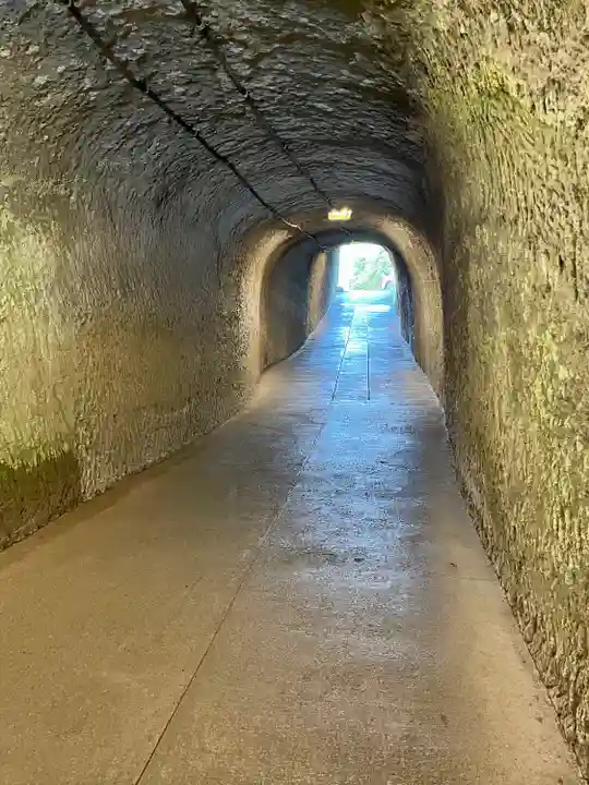 銭洗弁財天宇賀福神社(神奈川県)