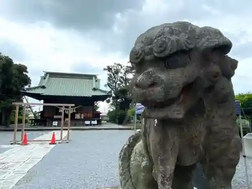 菖蒲神社の狛犬