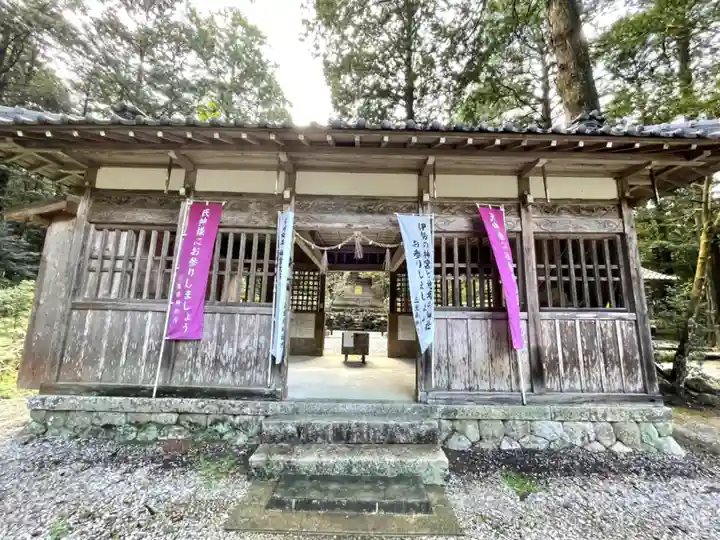 石加神社の本殿・本堂