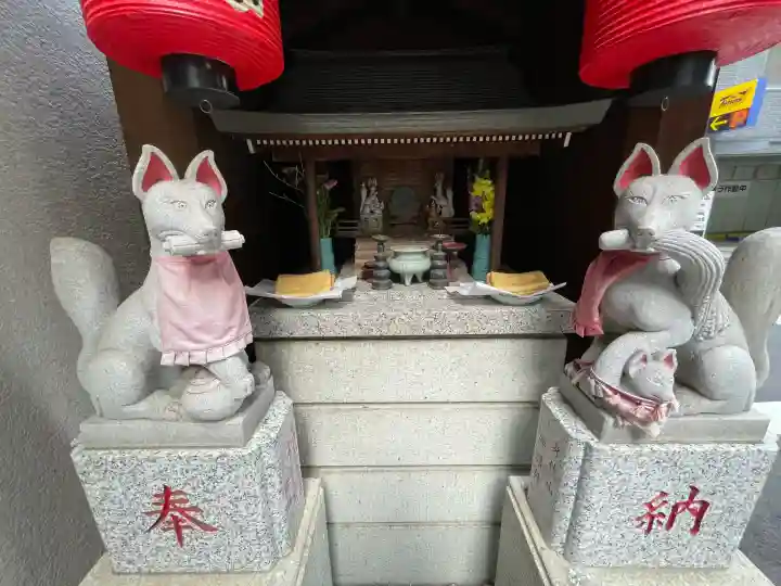 末廣稲荷大明神の{uncategorized: "未分類", other: "その他", undefined: "問題あり", building: "その他建物", grave: "お墓", sacred_gate: "鳥居", guardian: "狛犬", statue: "像", buddha: "仏像", history: "歴史", nature: "自然", garden: "庭園", animal: "動物", pagoda: "塔", temizu: "手水舎", mountain_gate: "山門・神門", sanctuary: "本殿・本堂", subordinate: "末社・摂社", art: "芸術", scenery: "景色", jizo: "地蔵", ema: "絵馬", goshuin: "御朱印", omikuji: "おみくじ", items: "授与品その他", amulet: "お守り", goshuincho: "御朱印帳", eats: "食事", festival: "お祭り", votive_dance: "神楽", shichigosan: "七五三参", wedding: "結婚式", experience: "体験その他", initially: "初詣", around: "周辺", anti_infection: "感染症対策"}