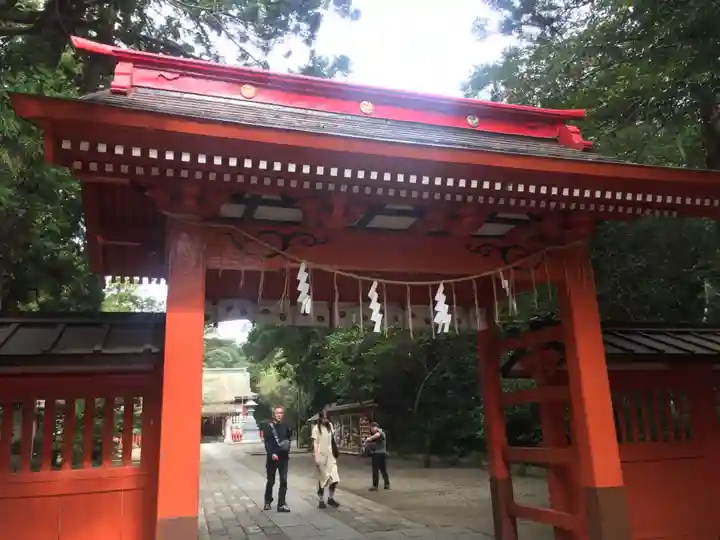 息栖神社の山門・神門