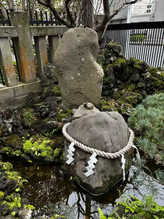 静岡天満宮の{uncategorized: "未分類", other: "その他", undefined: "問題あり", building: "その他建物", grave: "お墓", sacred_gate: "鳥居", guardian: "狛犬", statue: "像", buddha: "仏像", history: "歴史", nature: "自然", garden: "庭園", animal: "動物", pagoda: "塔", temizu: "手水舎", mountain_gate: "山門・神門", sanctuary: "本殿・本堂", subordinate: "末社・摂社", art: "芸術", scenery: "景色", jizo: "地蔵", ema: "絵馬", goshuin: "御朱印", omikuji: "おみくじ", items: "授与品その他", amulet: "お守り", goshuincho: "御朱印帳", eats: "食事", festival: "お祭り", votive_dance: "神楽", shichigosan: "七五三参", wedding: "結婚式", experience: "体験その他", initially: "初詣", around: "周辺", anti_infection: "感染症対策"}