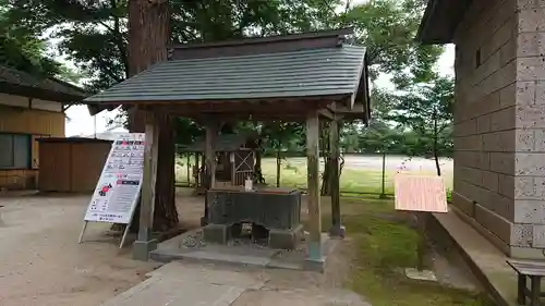 素鵞神社の手水舎