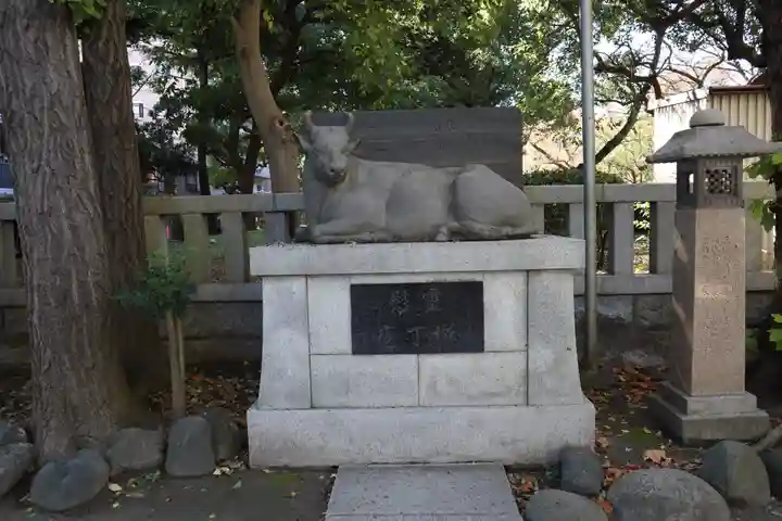 牛嶋神社の狛犬