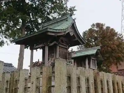 神明神社の本殿