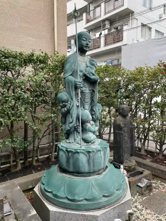 浄心寺の{uncategorized: "未分類", other: "その他", undefined: "問題あり", building: "その他建物", grave: "お墓", sacred_gate: "鳥居", guardian: "狛犬", statue: "像", buddha: "仏像", history: "歴史", nature: "自然", garden: "庭園", animal: "動物", pagoda: "塔", temizu: "手水舎", mountain_gate: "山門・神門", sanctuary: "本殿・本堂", subordinate: "末社・摂社", art: "芸術", scenery: "景色", jizo: "地蔵", ema: "絵馬", goshuin: "御朱印", omikuji: "おみくじ", items: "授与品その他", amulet: "お守り", goshuincho: "御朱印帳", eats: "食事", festival: "お祭り", votive_dance: "神楽", shichigosan: "七五三参", wedding: "結婚式", experience: "体験その他", initially: "初詣", around: "周辺", anti_infection: "感染症対策"}