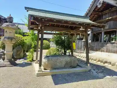 大井神社の手水舎
