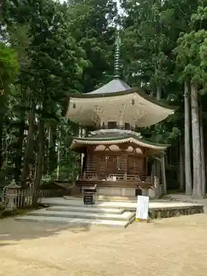 壇上伽藍のその他建物