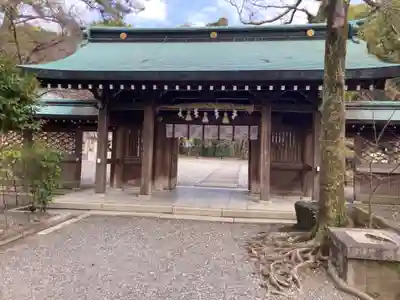 山内神社の山門・神門