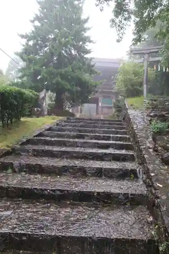 神峯寺の山門