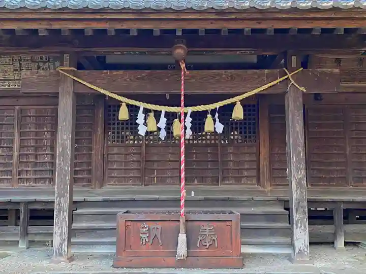楡山神社の本殿・本堂