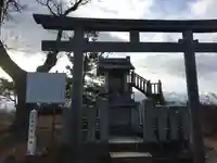 大虫神社(鬼ヶ嶽山頂)の鳥居