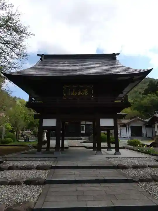 耕龍寺の山門・神門
