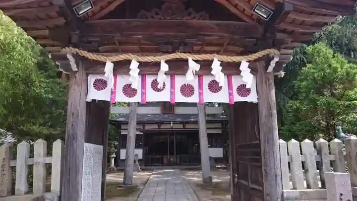 和貴宮神社の山門・神門