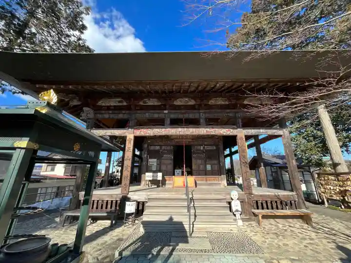 定林寺の本殿・本堂