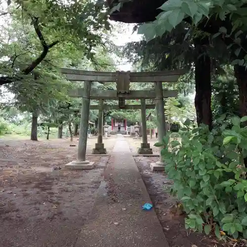 船島稲荷大明神の鳥居