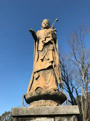 秋葉山舘山寺の仏像