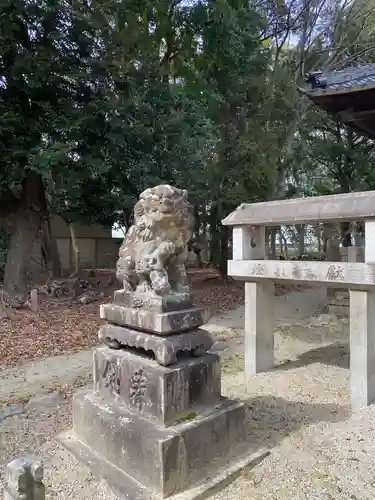 日吉社（丹陽町）の狛犬