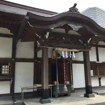 白旗神社（品濃白旗神社）の本殿・本堂