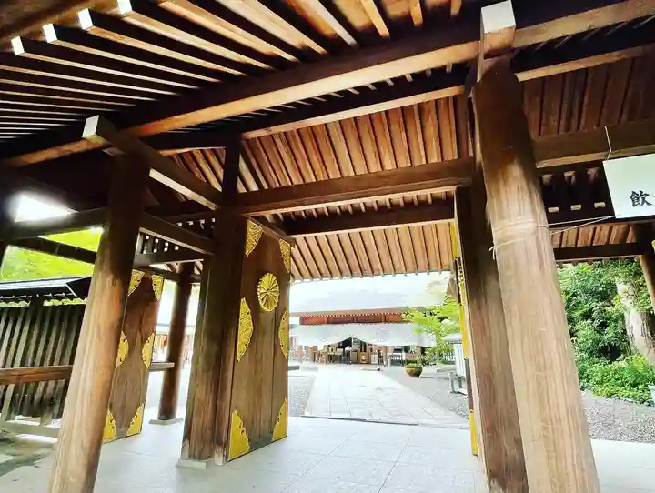 阿佐ヶ谷神明宮の山門・神門