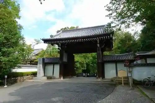 御寺 泉涌寺の山門・神門