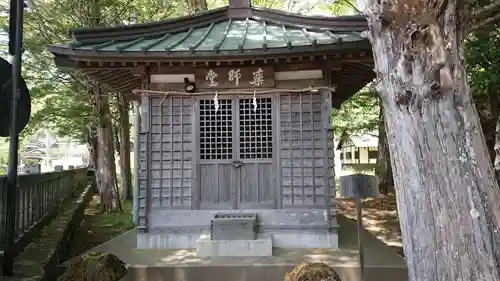 淺間神社（忍野八海）の末社・摂社
