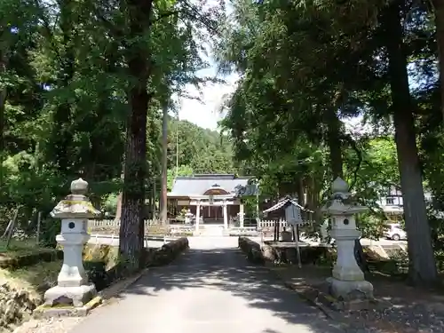 大虫神社の建物その他