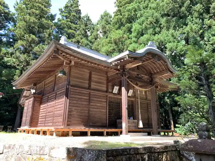 大雷神社の本殿・本堂