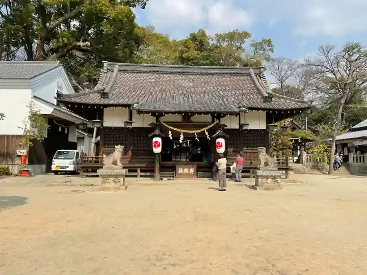 六甲八幡神社の本殿・本堂