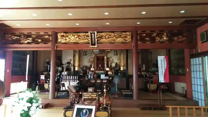 観音寺の本殿・本堂