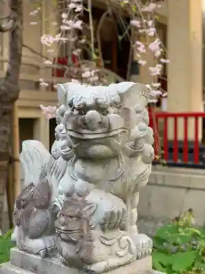 矢先稲荷神社の狛犬