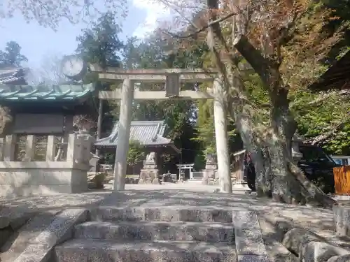 立志神社の鳥居