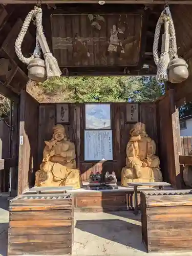 盛岡八幡宮の像