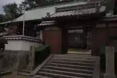 西国寺の山門