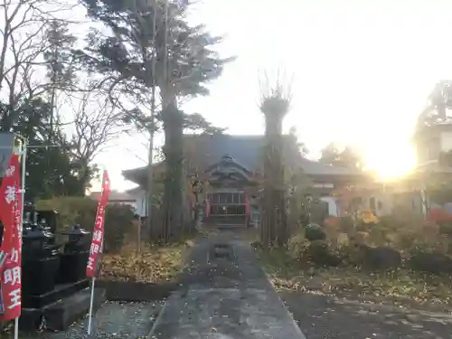 玉藏寺の本殿・本堂