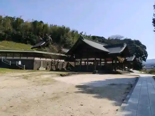 揖夜神社の{uncategorized: "未分類", other: "その他", undefined: "問題あり", building: "その他建物", grave: "お墓", sacred_gate: "鳥居", guardian: "狛犬", statue: "像", buddha: "仏像", history: "歴史", nature: "自然", garden: "庭園", animal: "動物", pagoda: "塔", temizu: "手水舎", mountain_gate: "山門・神門", sanctuary: "本殿・本堂", subordinate: "末社・摂社", art: "芸術", scenery: "景色", jizo: "地蔵", ema: "絵馬", goshuin: "御朱印", omikuji: "おみくじ", items: "授与品その他", amulet: "お守り", goshuincho: "御朱印帳", eats: "食事", festival: "お祭り", votive_dance: "神楽", shichigosan: "七五三参", wedding: "結婚式", experience: "体験その他", initially: "初詣", around: "周辺", anti_infection: "感染症対策"}