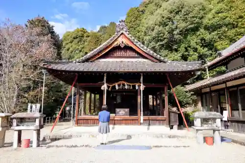 曽野稲荷神社の本殿・本堂