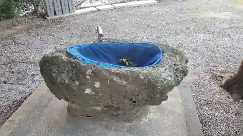 生目八幡神社の手水舎