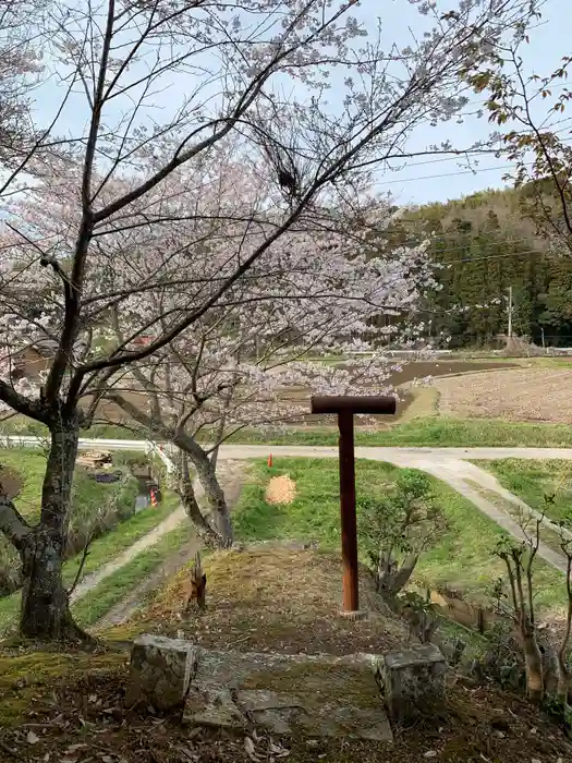 神社（名称不明）の建物その他